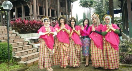 Budaya Daerah Etnik Bugis Makassar Site Ainun